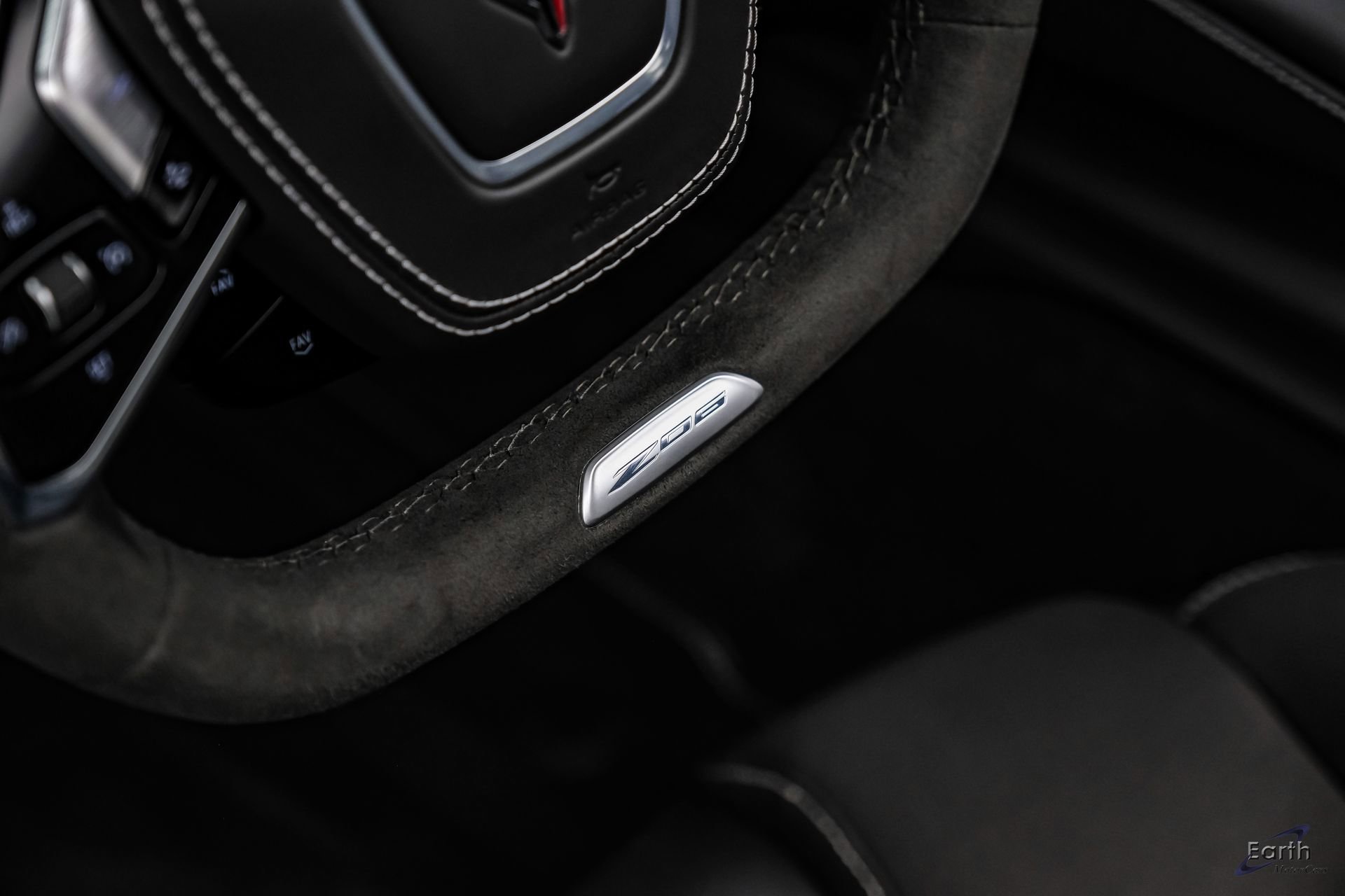 Used 2025 Chevrolet Corvette Z06 RWD image 55