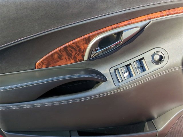 Used 2013 Buick LaCrosse Touring image 22