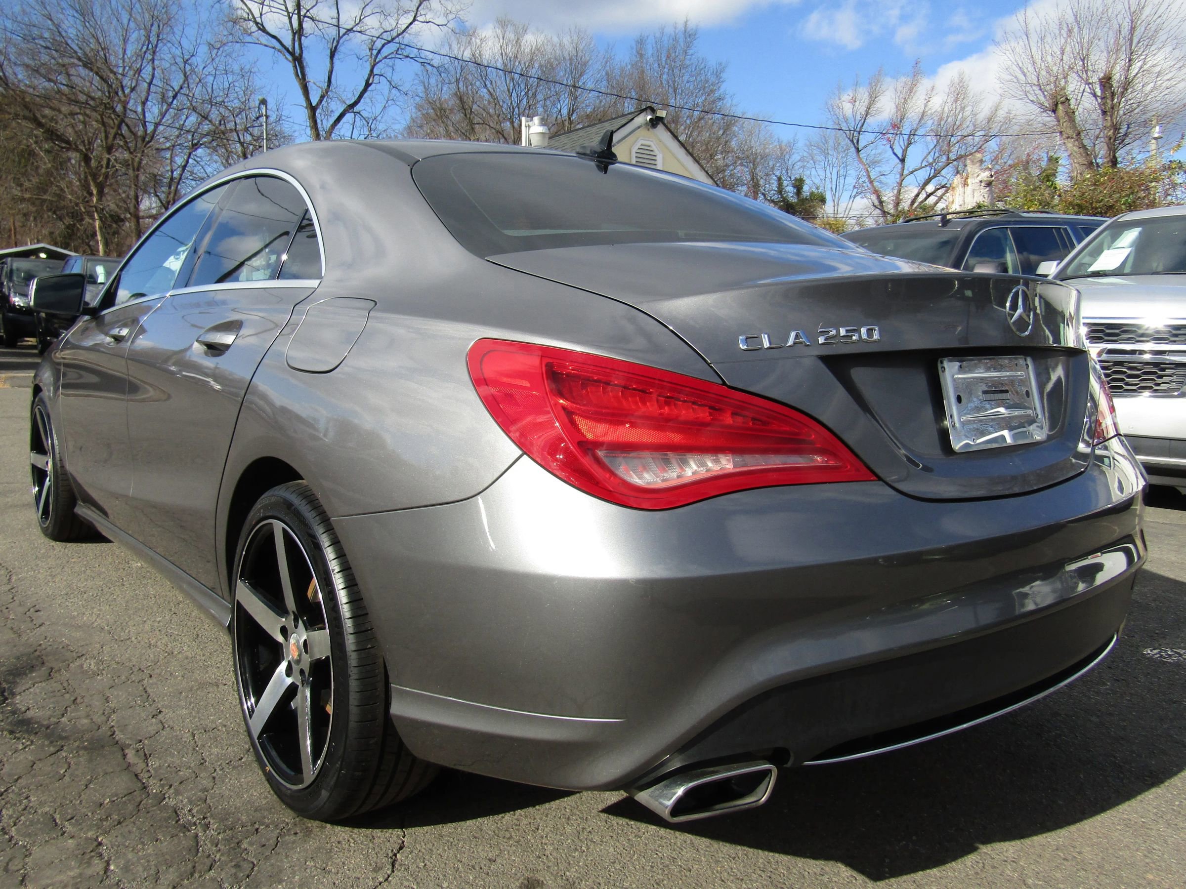 Used 2015 Mercedes-Benz CLA 250 image 7
