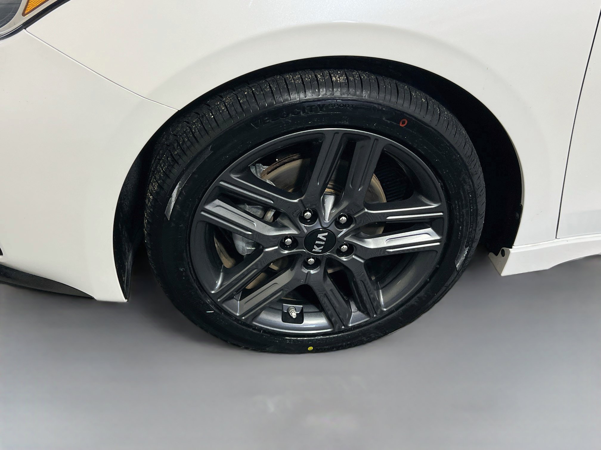 Used 2021 Kia Forte GT-Line FWD image 13