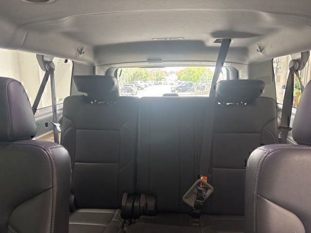 Used 2020 Chevrolet Suburban Premier RWD image 22