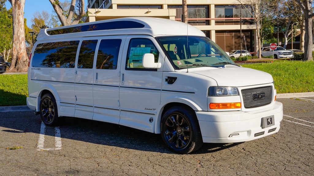 New 2026 GMC Savana 2500 Extended w/ Driver Convenience Package image 6
