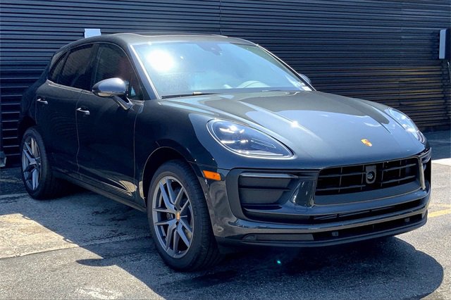 New 2026 Porsche Macan image 12