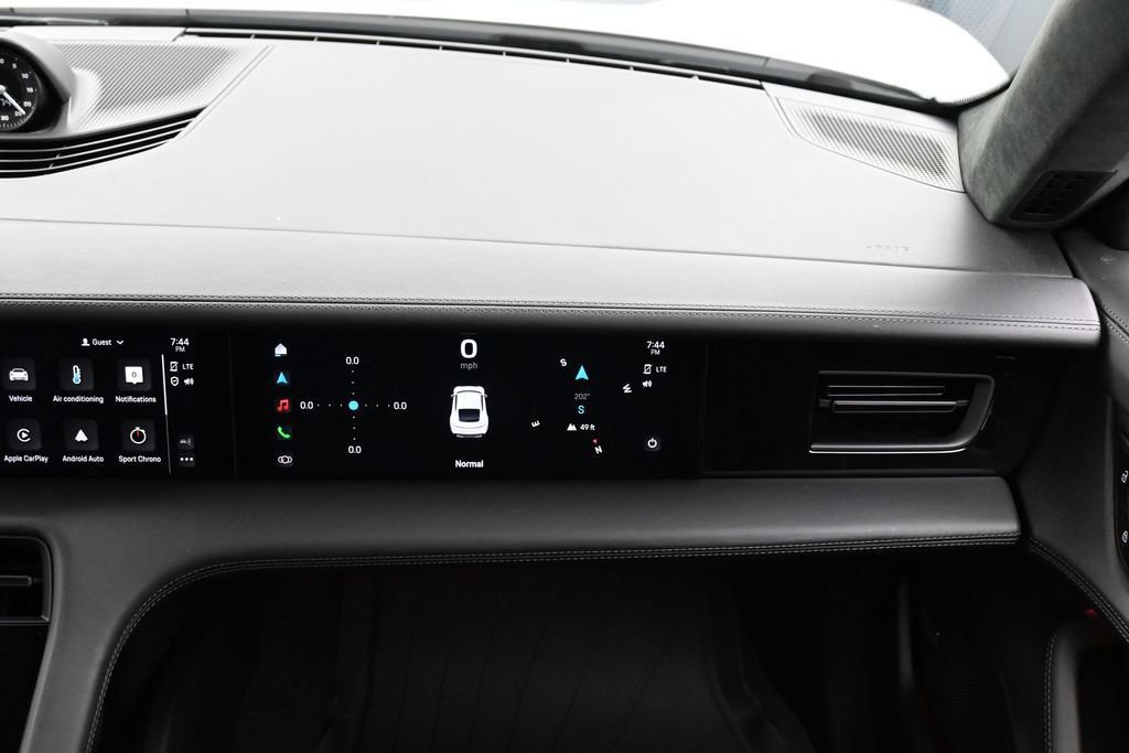 Certified 2024 Porsche Taycan 4S AWD/4WD image 33