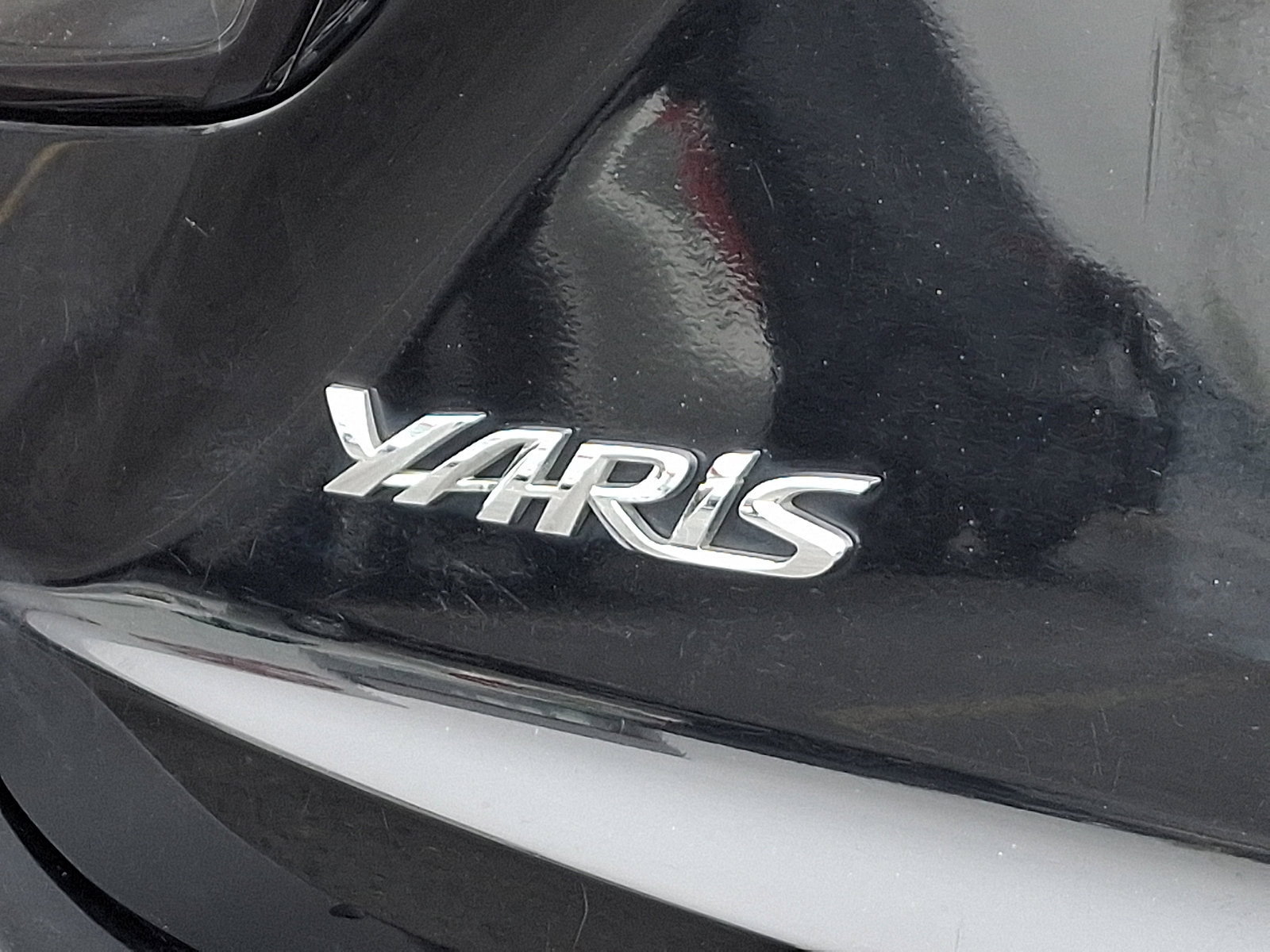Used 2019 Toyota Yaris LE image 30