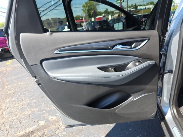 Used 2024 Buick Enclave Premium image 37