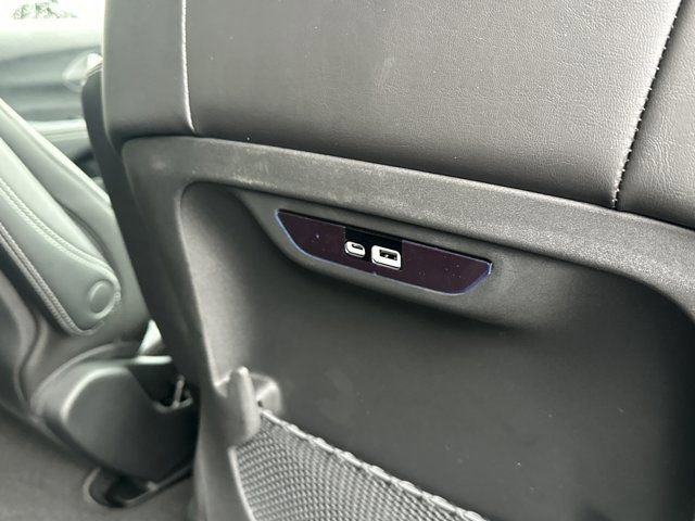 New 2026 Chrysler Pacifica Select image 18
