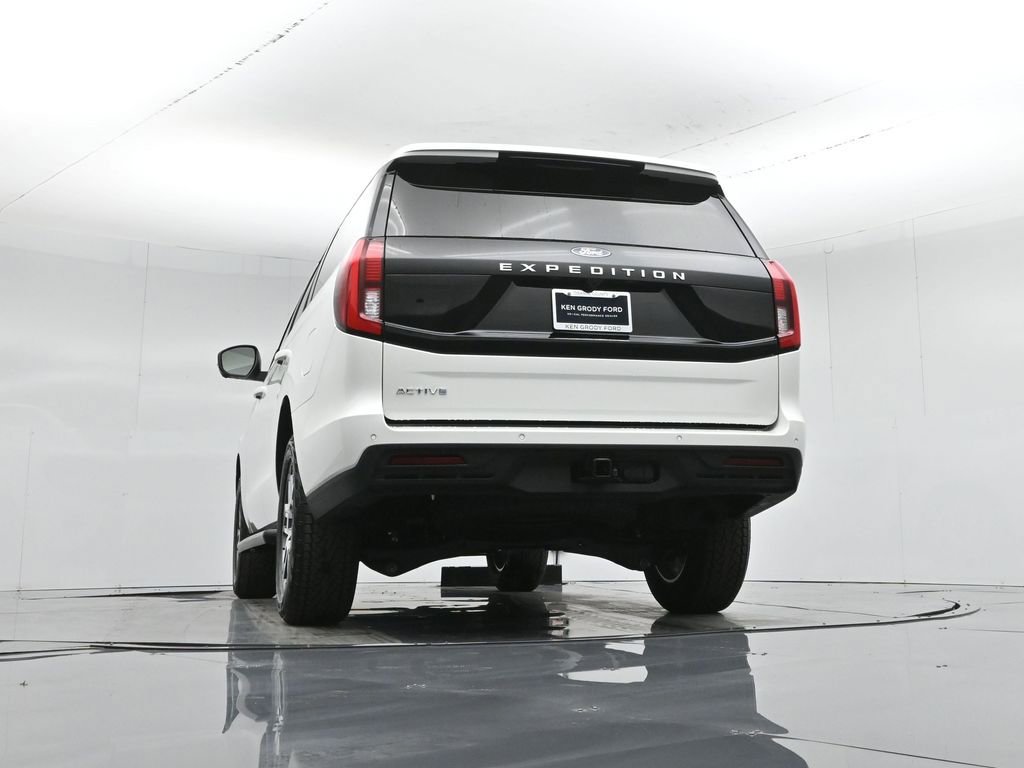 New 2026 Ford Expedition Active image 50
