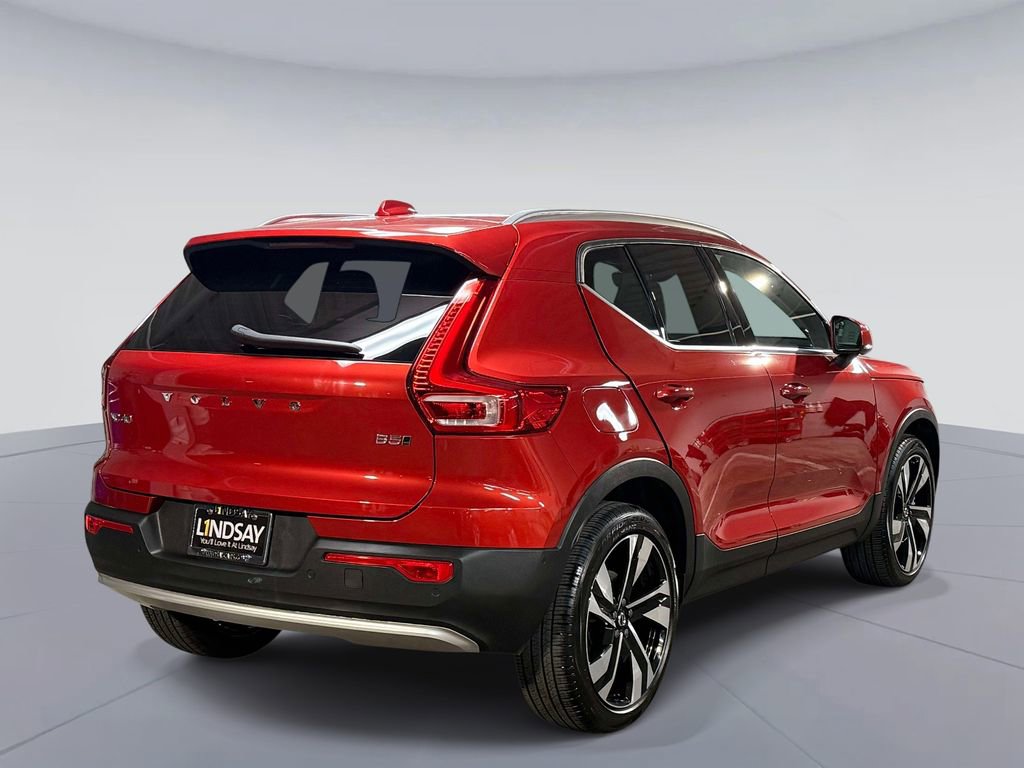 Certified 2024 Volvo XC40 B5 Ultimate w/ Protection Package Premier AWD/4WD image 10