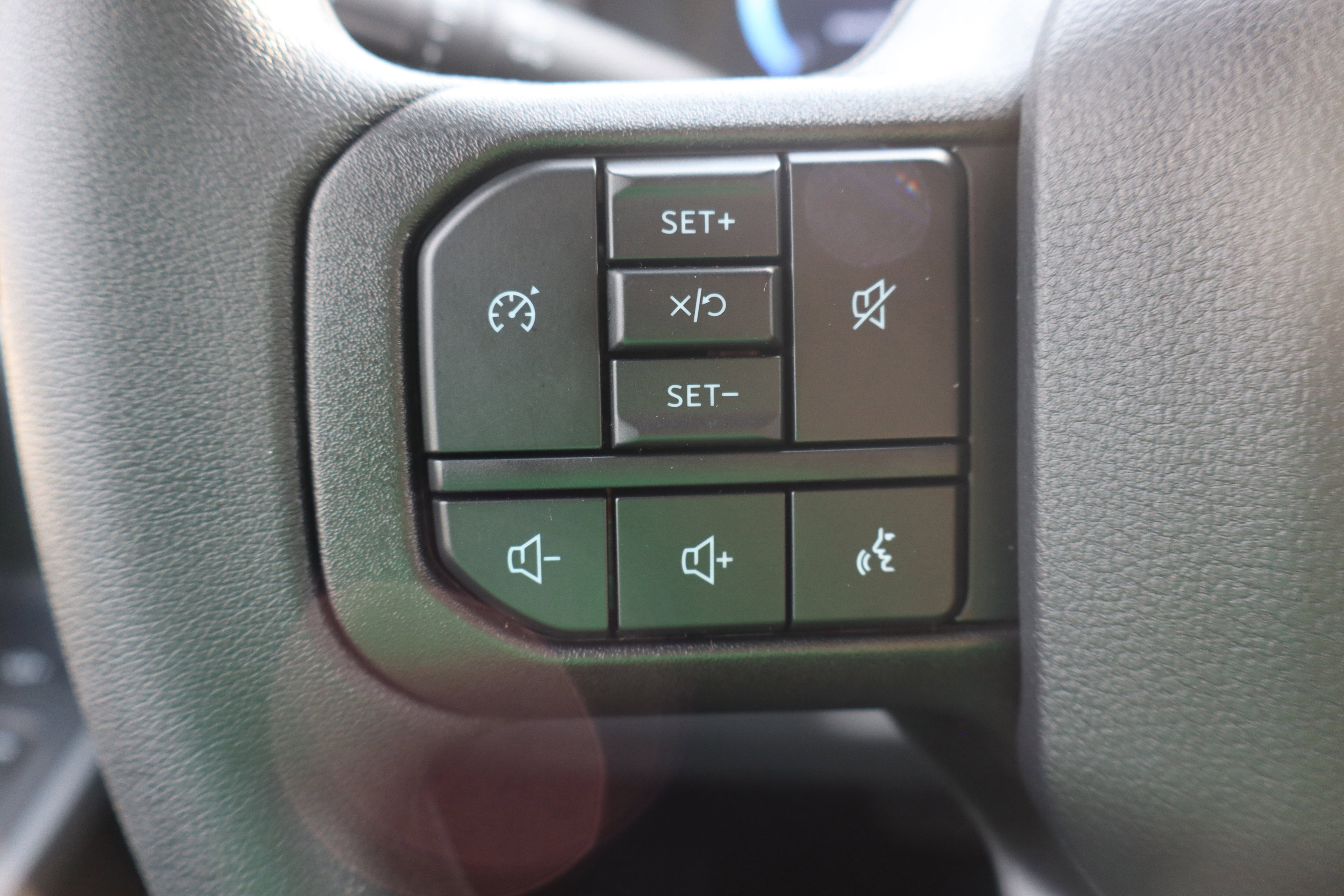 New 2026 Ford F250 XLT w/ XLT Premium Package AWD/4WD image 15