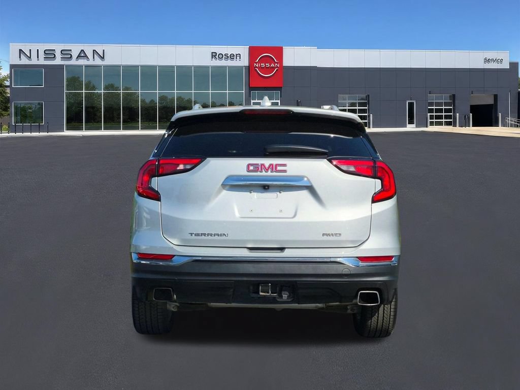 Used 2019 GMC Terrain SLT w/ Preferred Package AWD/4WD image 4