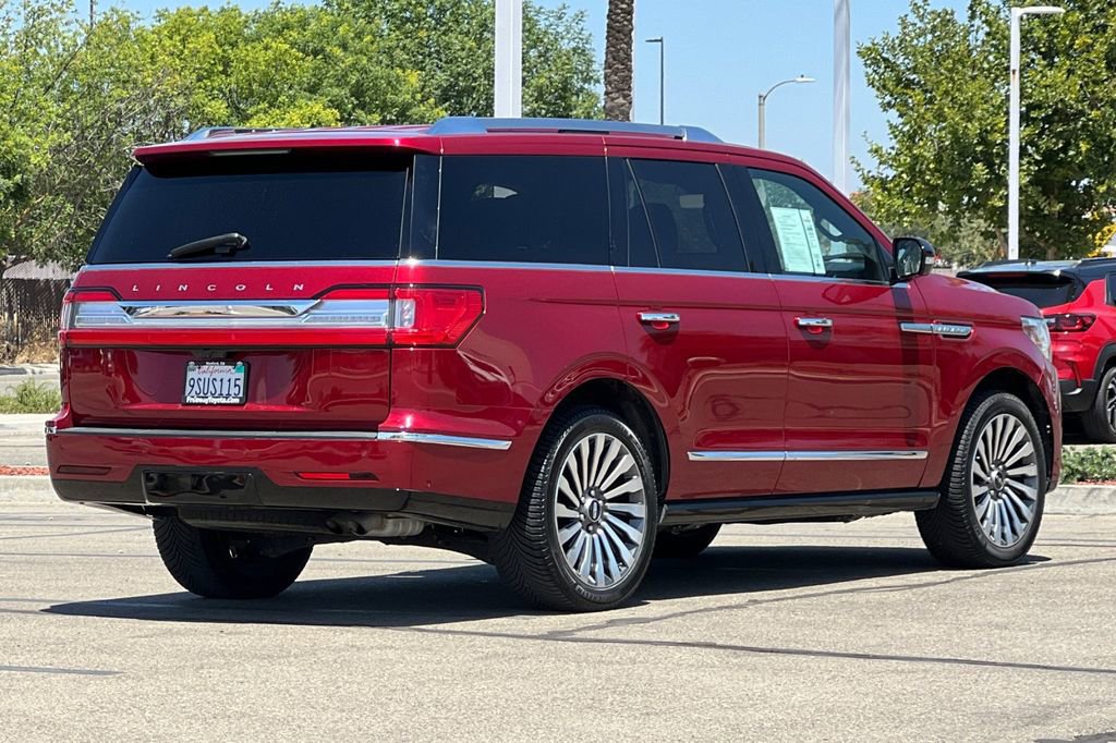 Used 2018 Lincoln Navigator Reserve w/ Technology Package AWD/4WD image 5