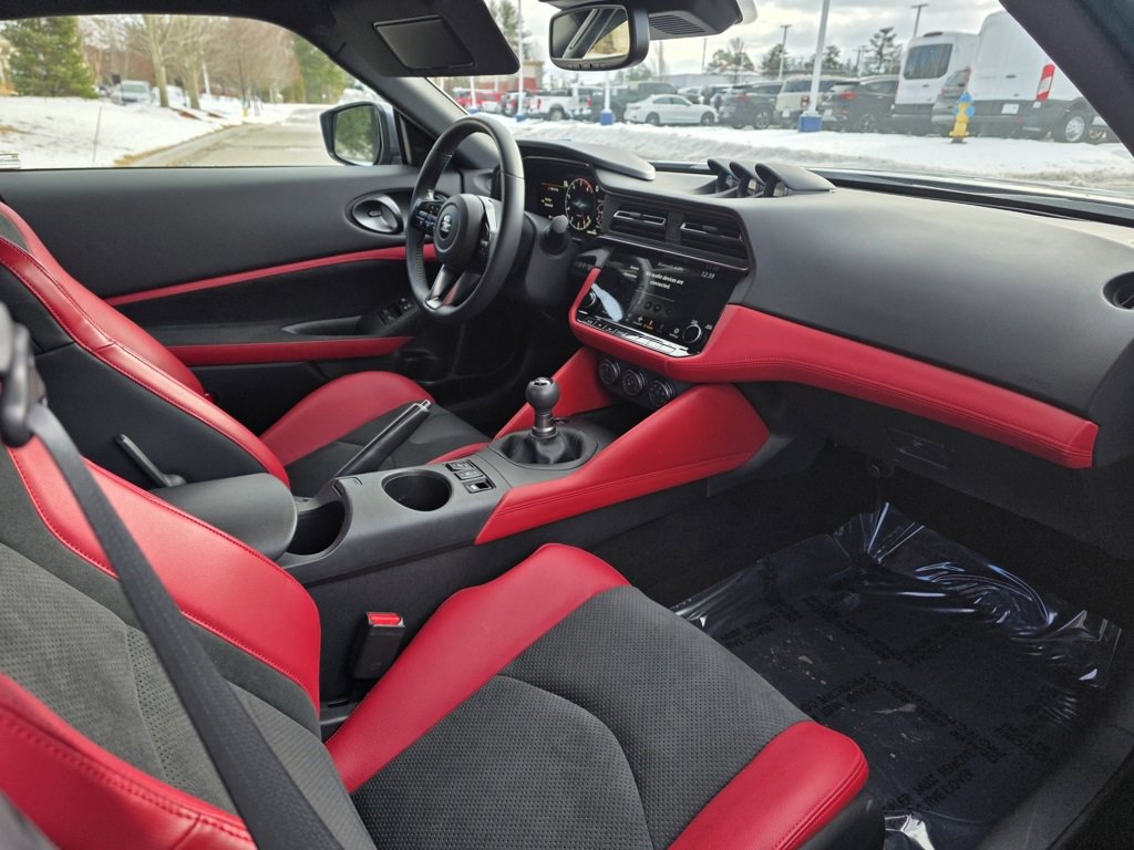 Used 2024 Nissan Z Performance w/ Floor Mat Package image 30