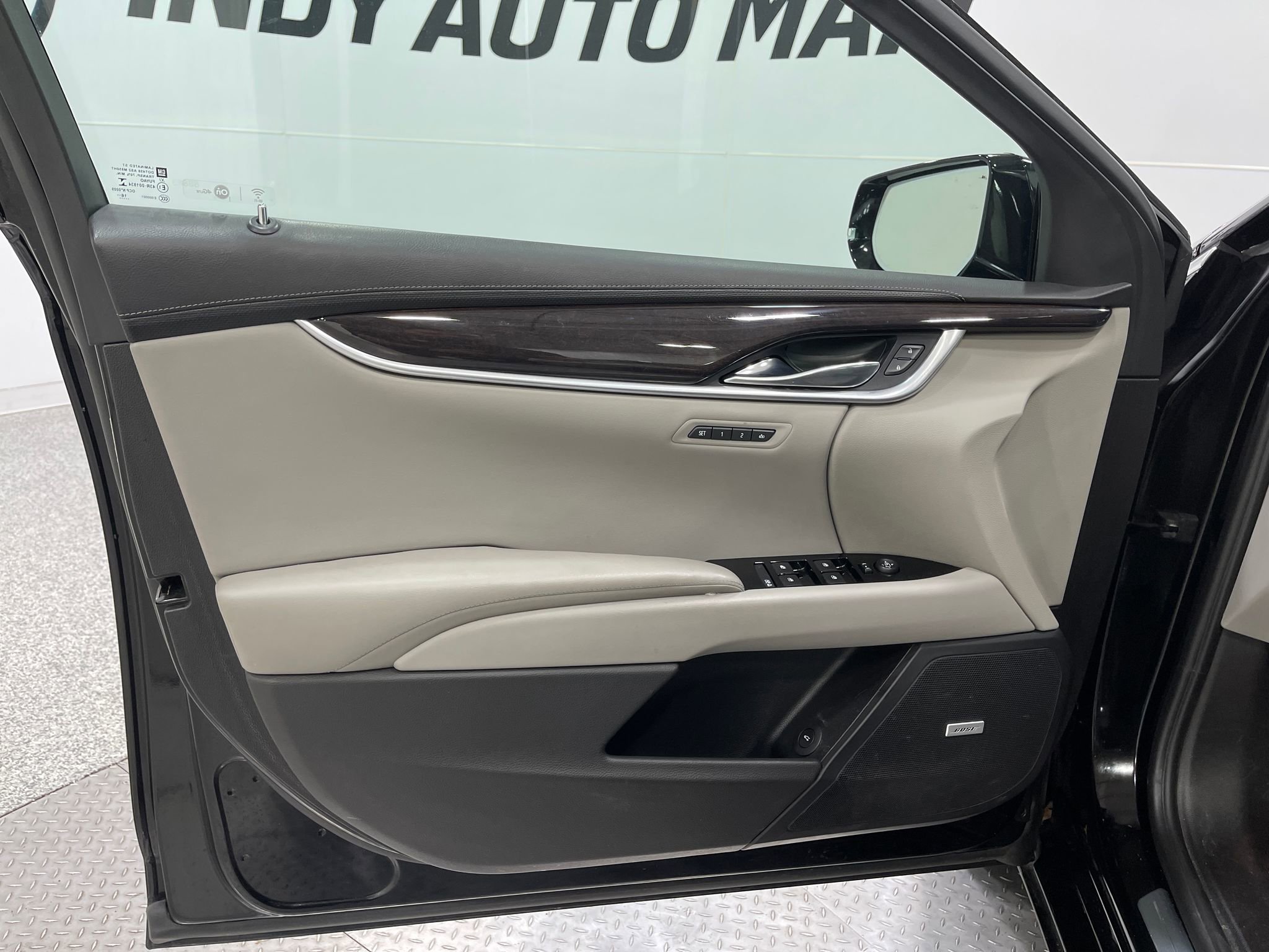 Used 2017 Cadillac XTS Luxury FWD image 14
