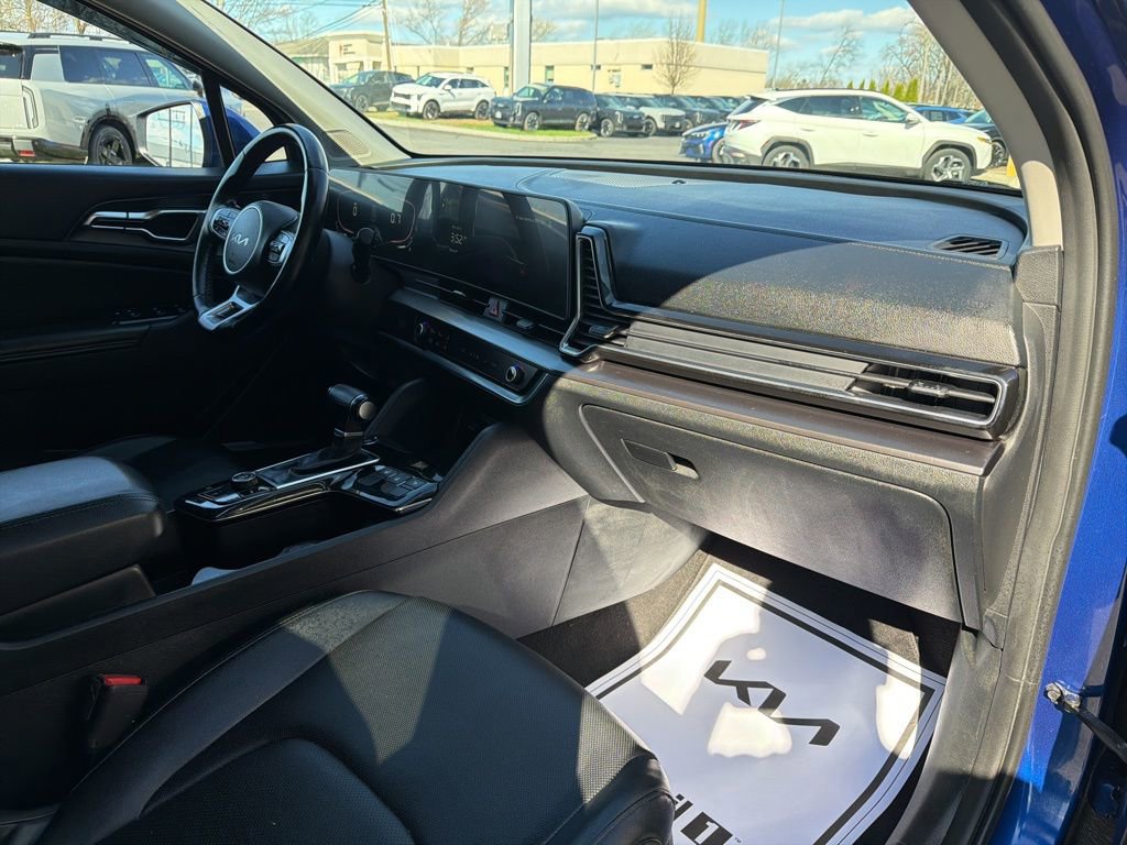 Certified 2023 Kia Sportage EX image 13