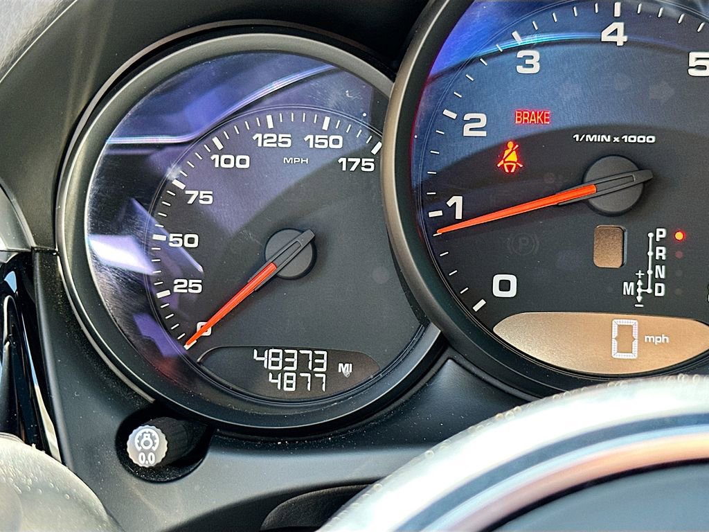 Used 2021 Porsche Macan AWD/4WD image 13