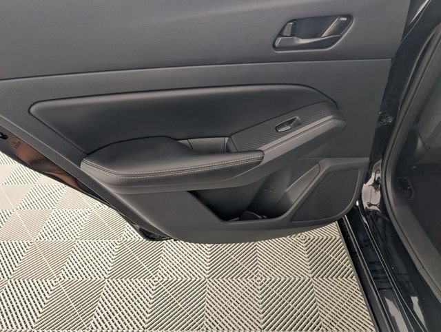 Used 2025 Nissan Altima 2.5 SV FWD image 26