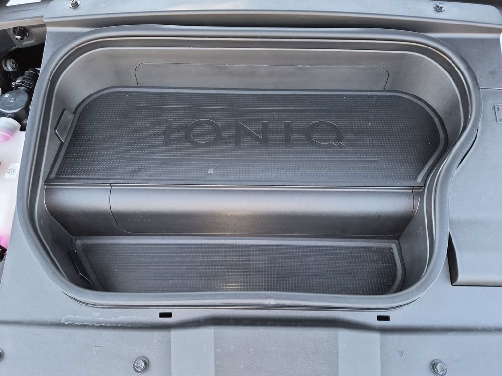 Used 2024 Hyundai Ioniq 6 SEL RWD image 33