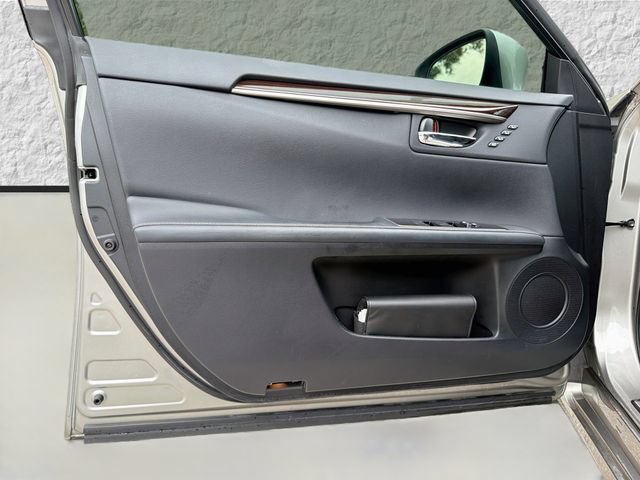 Used 2016 Lexus ES 350 w/ Premium Package w/Wood Trim FWD image 20