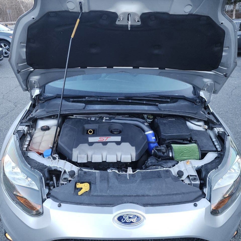 Used 2014 Ford Focus ST image 12