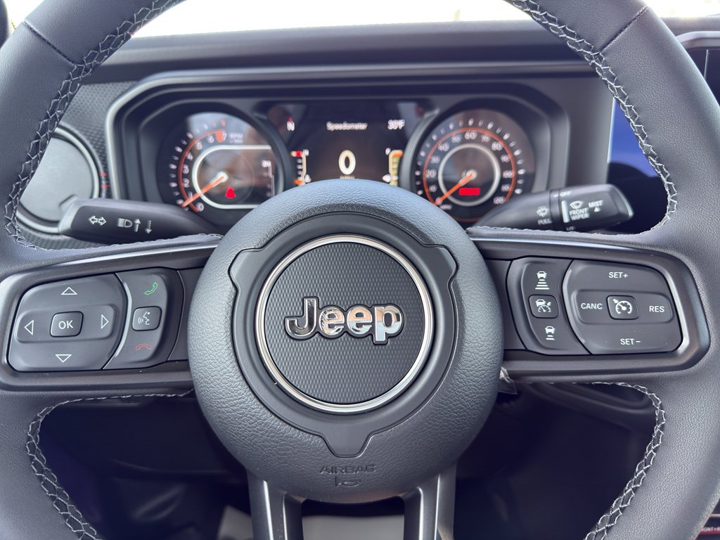 New 2026 Jeep Gladiator Rubicon w/ Technology Group AWD/4WD image 21