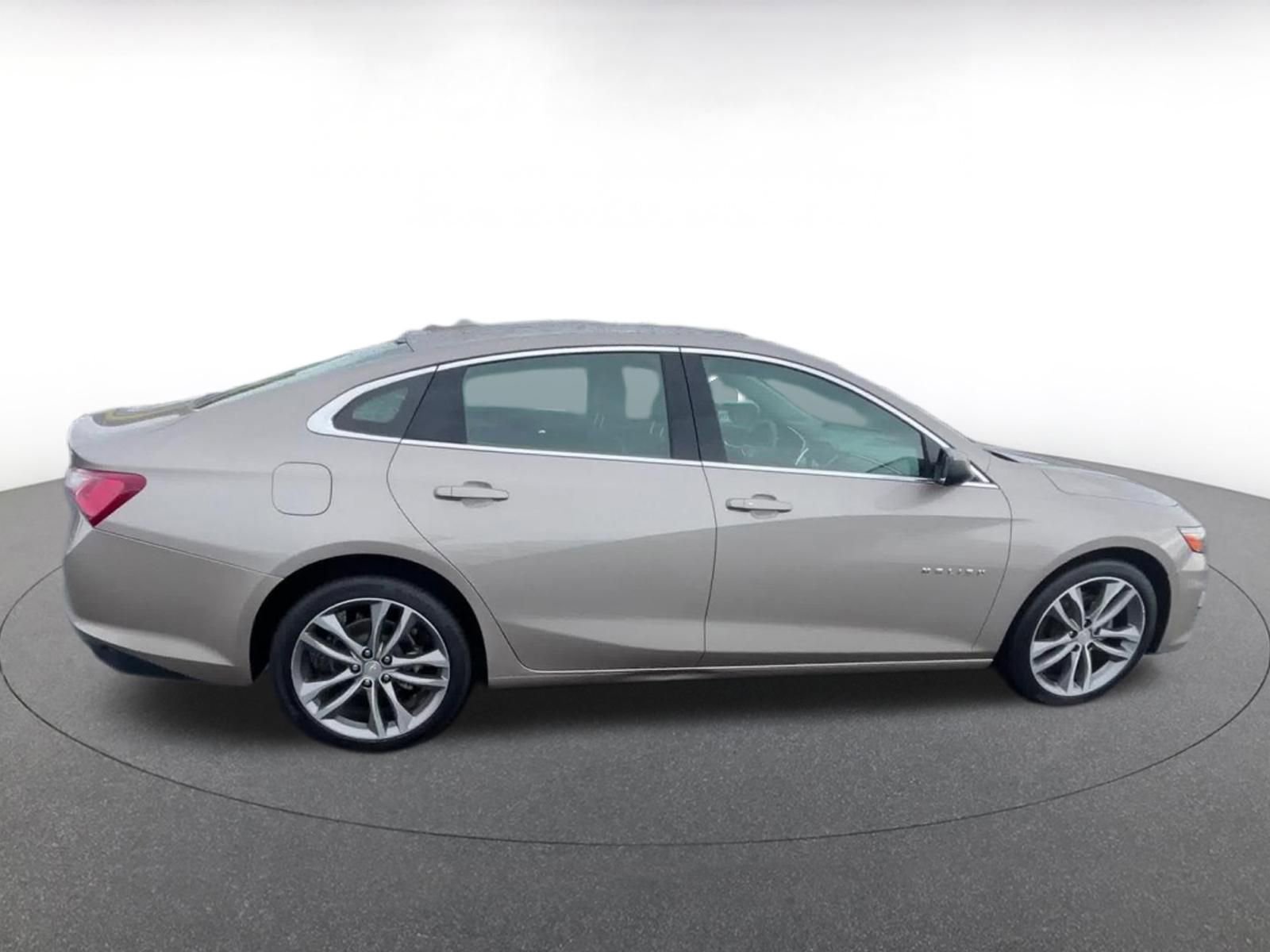 Used 2024 Chevrolet Malibu LT image 16