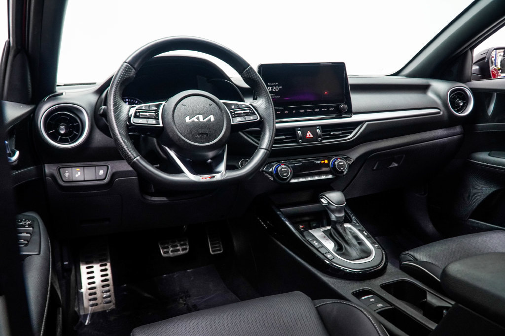 Used 2024 Kia Forte GT-Line w/ GT-Line Premium Package FWD image 16