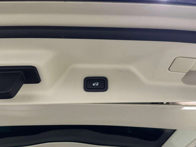 Used 2019 Land Rover Range Rover HSE image 88