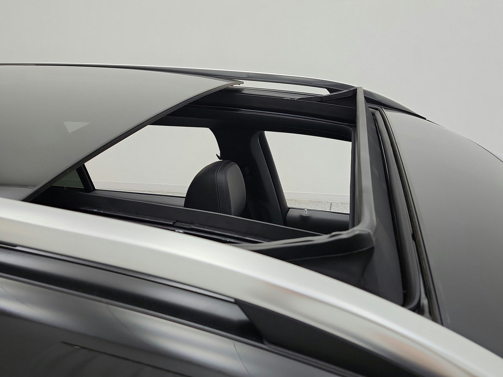 Certified 2025 Mercedes-Benz GLS 450 4MATIC image 19