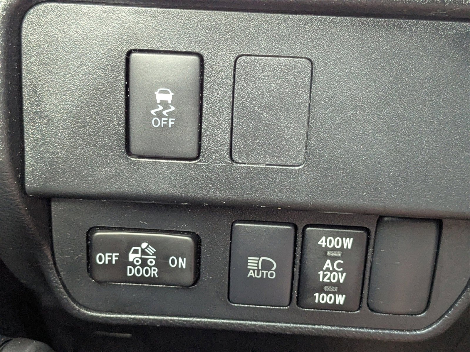 Used 2020 Toyota Tacoma TRD Off-Road image 25