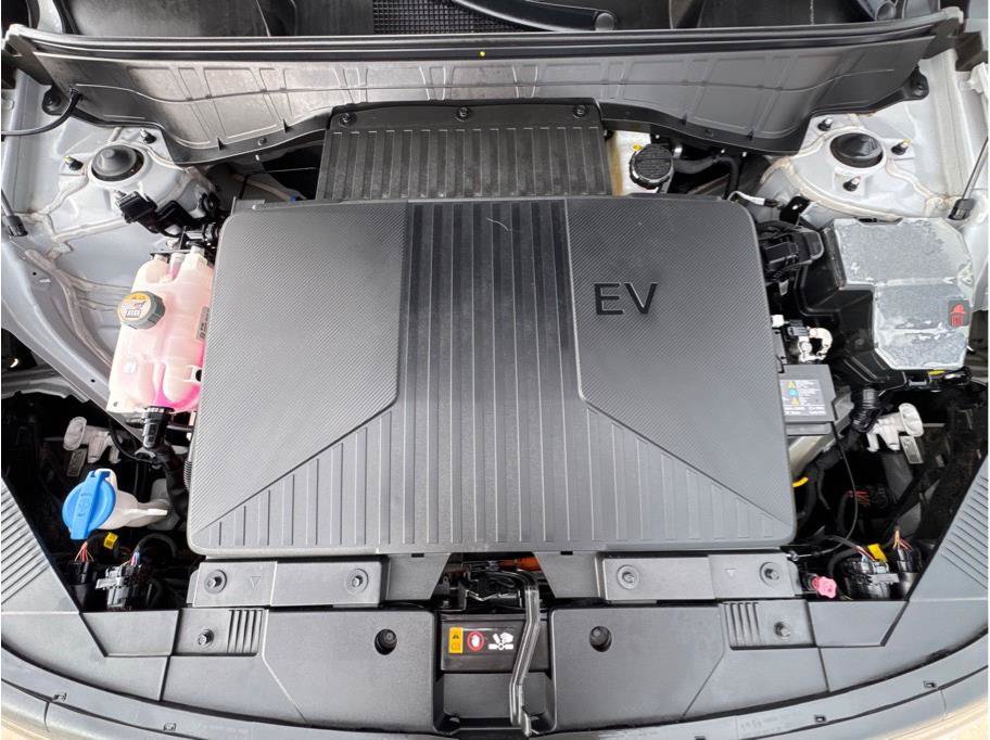 Used 2024 Hyundai Kona SEL FWD image 27