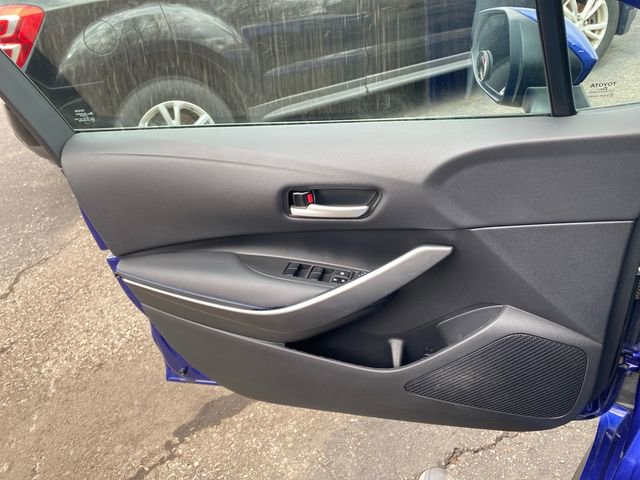 Used 2022 Toyota Corolla SE w/ SE Premium Package image 19