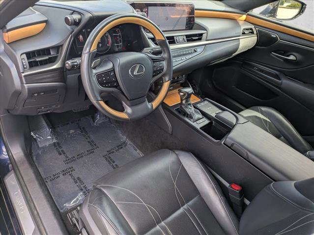 Used 2019 Lexus ES 350 Ultra Luxury image 10
