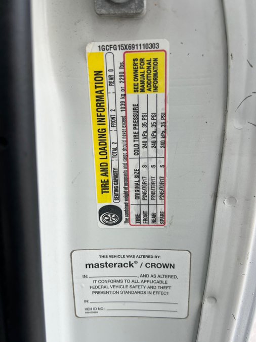 Used 2009 Chevrolet Express 1500 image 39