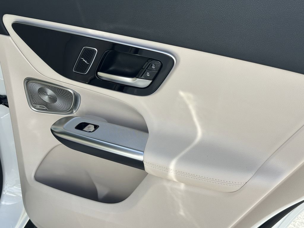 New 2026 Mercedes-Benz GLC 300 4MATIC image 19