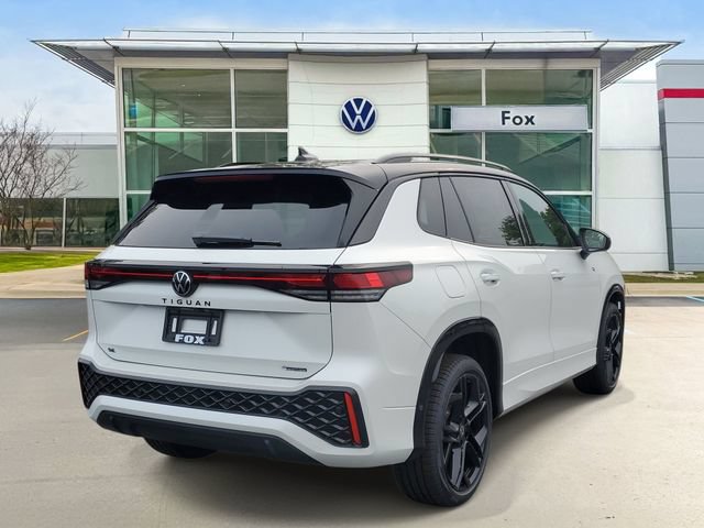 New 2026 Volkswagen Tiguan SE R-Line AWD/4WD image 4