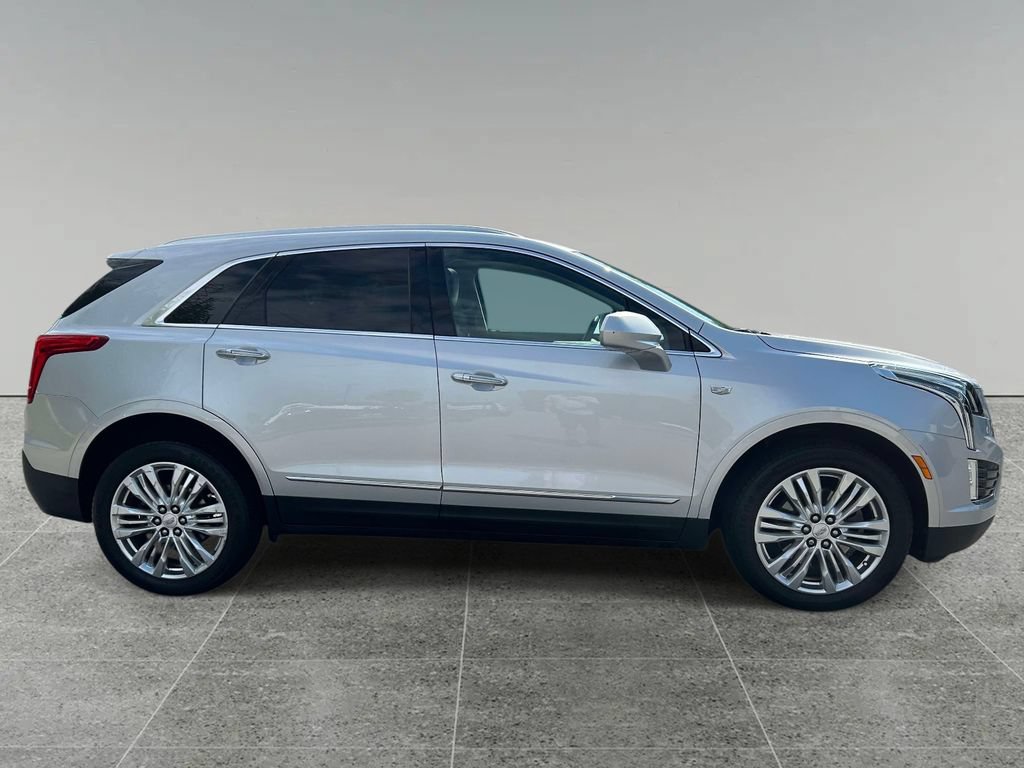 Used 2018 Cadillac XT5 Premium Luxury FWD image 6