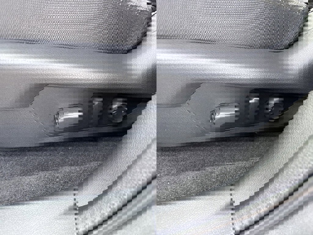 New 2026 Subaru Crosstrek 2.0i Premium image 18