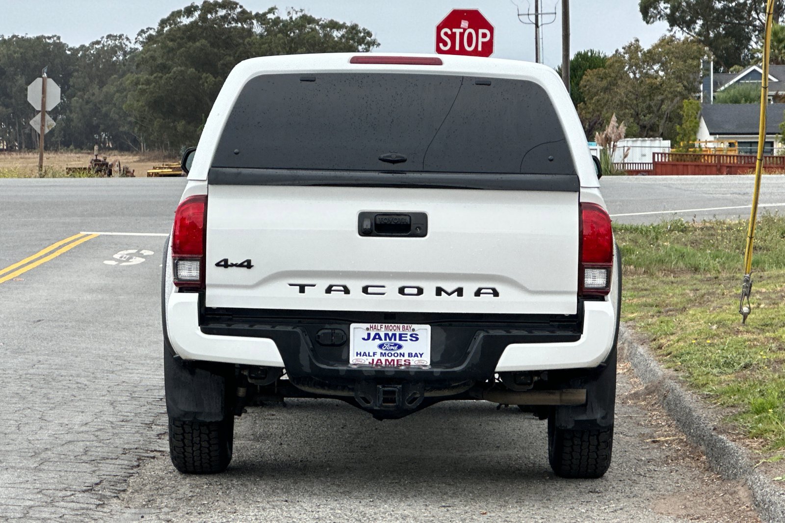 Used 2022 Toyota Tacoma SR image 4