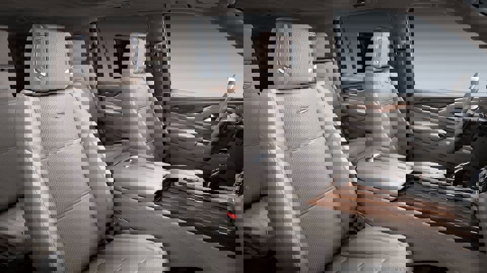 New 2024 Cadillac Escalade ESV Sport Platinum w/ LPO, ONYX Package image 35