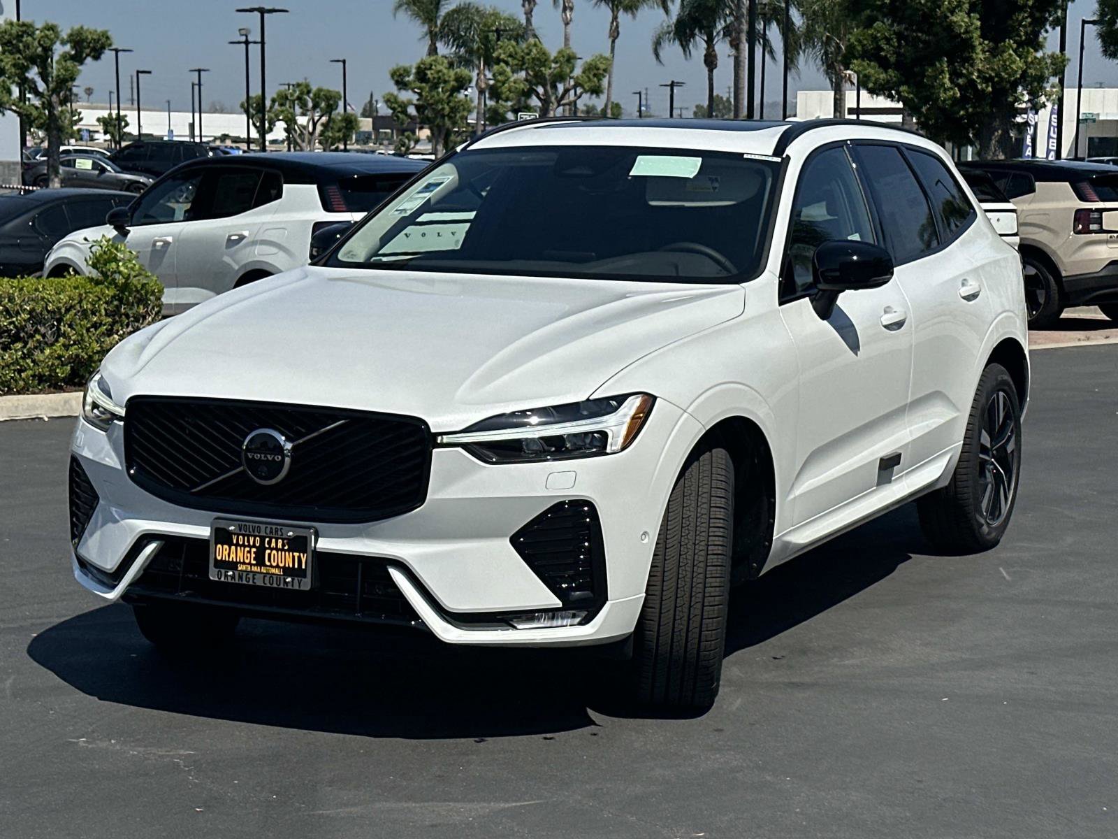 New 2026 Volvo XC60 B5 Plus w/ Climate Package AWD/4WD image 3