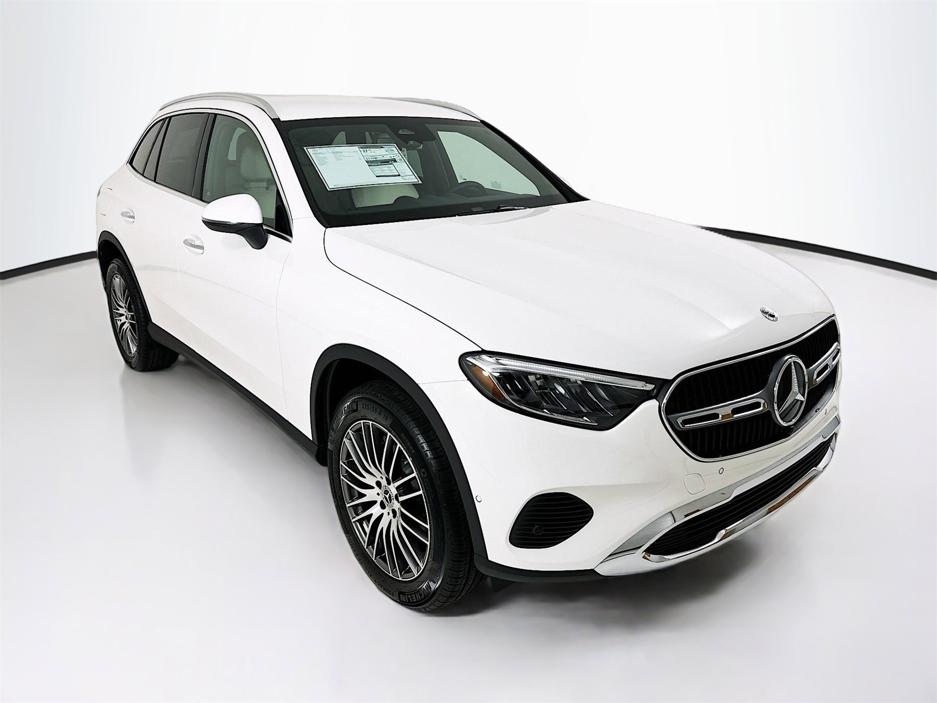 New 2025 Mercedes-Benz GLC 300