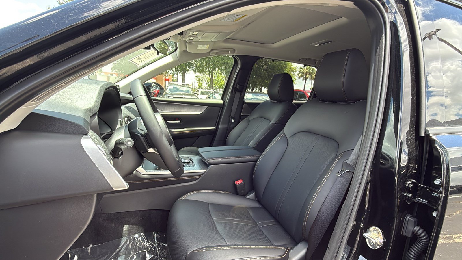 New 2026 MAZDA CX-90 3.3 Turbo w/ Preferred Package AWD/4WD image 13