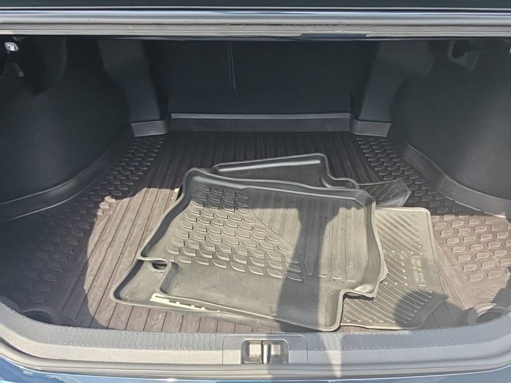Certified 2018 Toyota Camry XLE w/ Audio Package FWD image 16