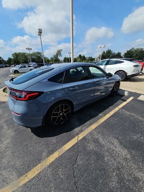 Used 2023 Honda Civic Sport Touring image 3