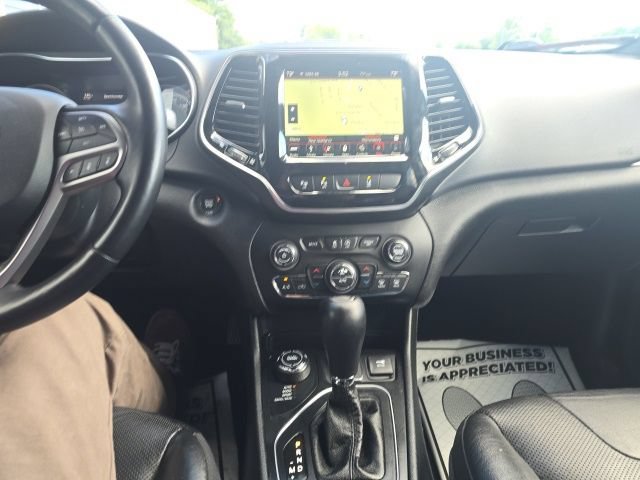 Used 2019 Jeep Cherokee High Altitude AWD/4WD image 25