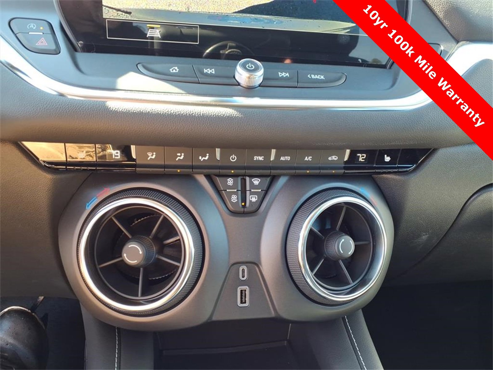 New 2025 Chevrolet Blazer LT w/ Midnight/Sport Edition image 19