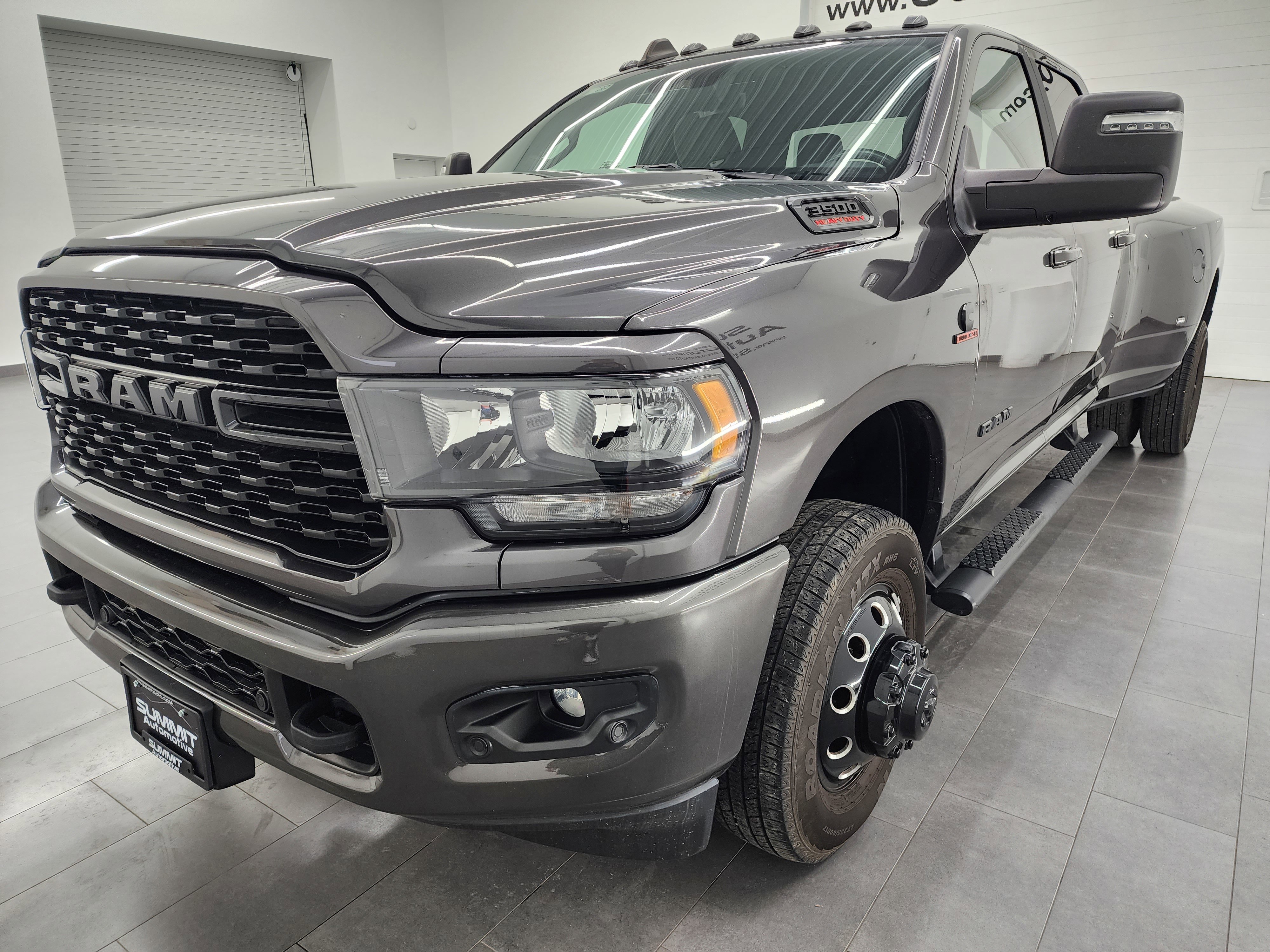 Used 2024 RAM 3500 Big Horn w/ Night Edition image 7