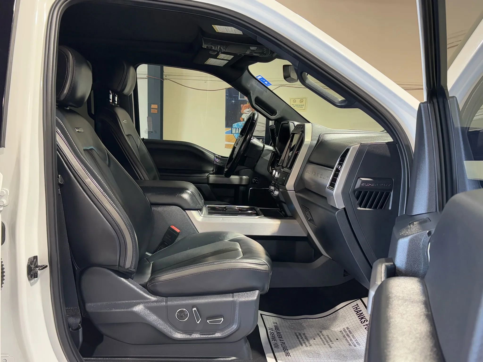 Used 2022 Ford F250 Platinum image 12