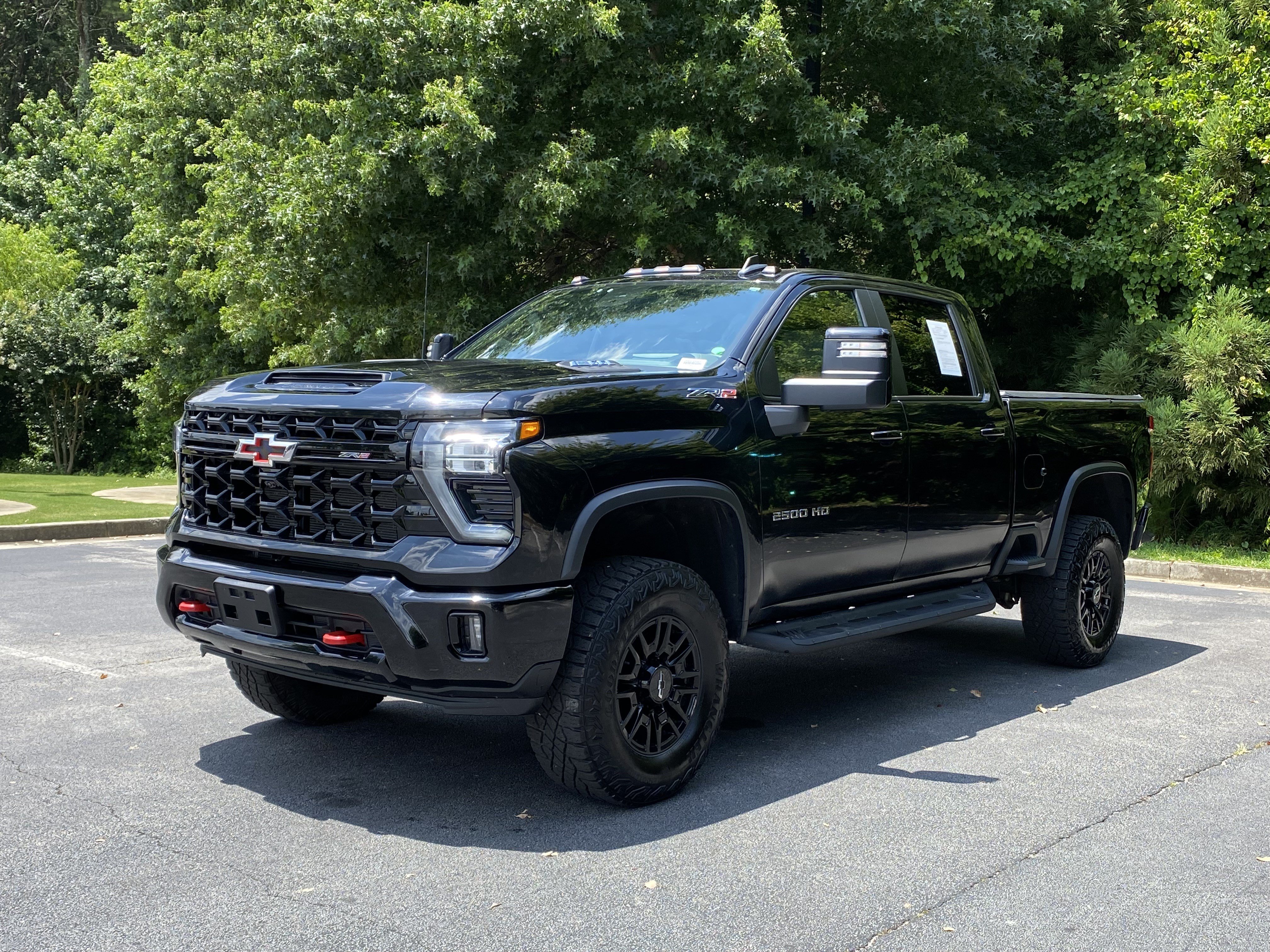 Used 2024 Chevrolet Silverado 2500 ZR2 w/ Technology Package AWD/4WD image 5
